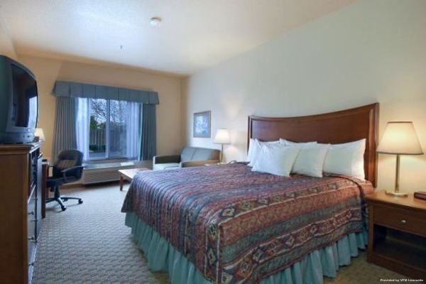 Red Lion Inn and Suites McMinnville